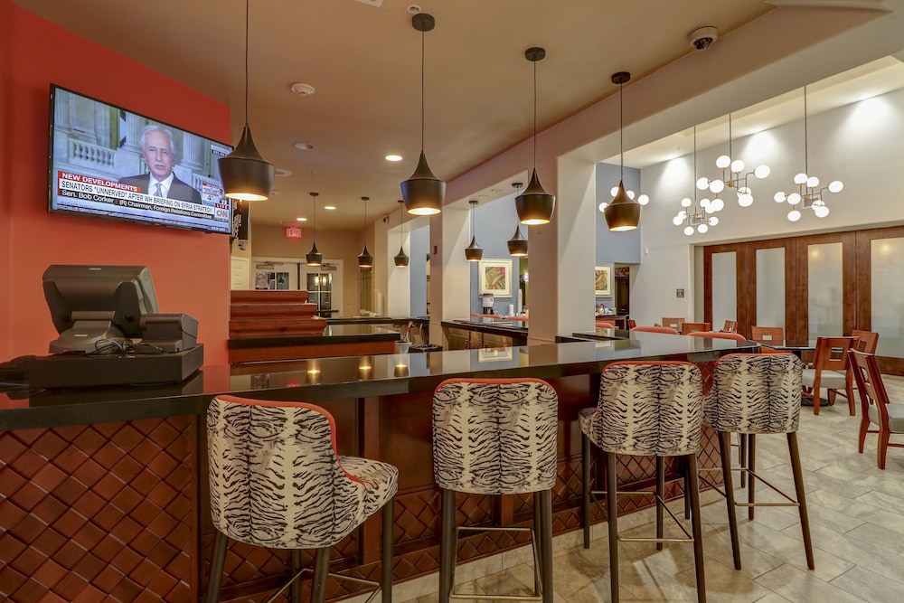 Hampton Inn Tropicana - photo 54