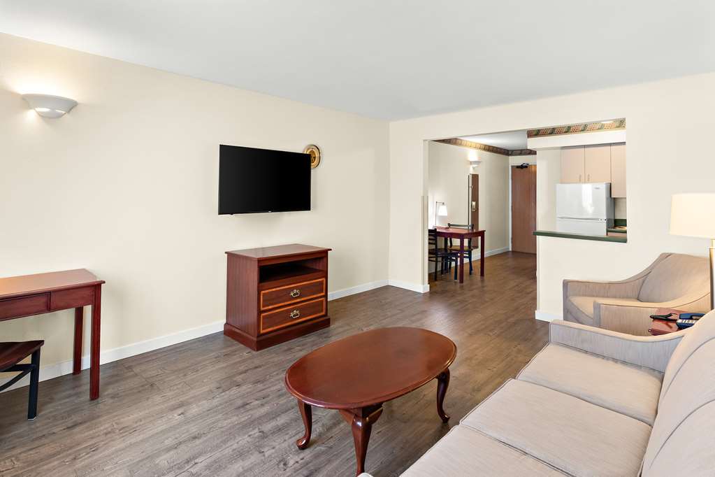 GuestHouse Kelso Longview - photo 18