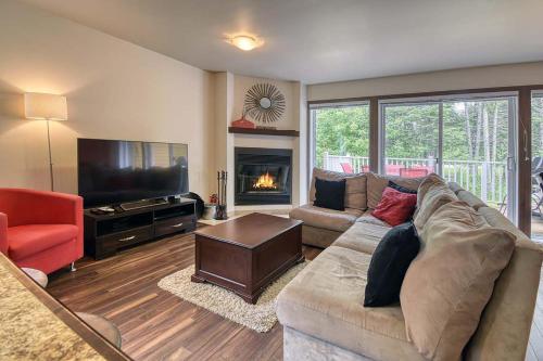 146 Borealis Close to the Mountains in Mont Tremblant in Mont-Tremblant, Canada
