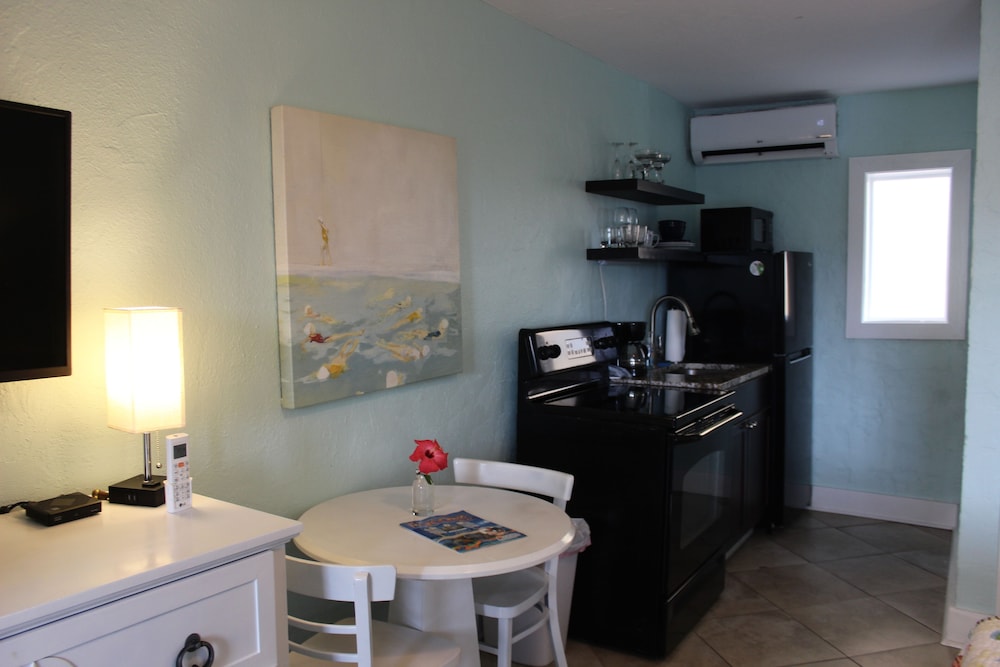 Lorelei Resort - photo 2