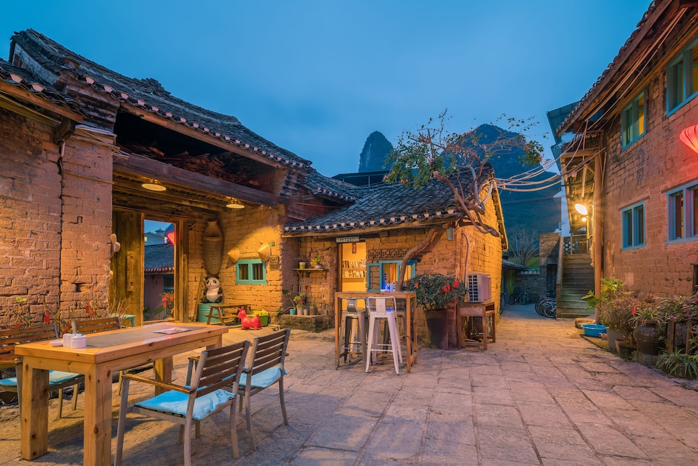 The Giggling Tree - carbon neutral hotel in Guilin