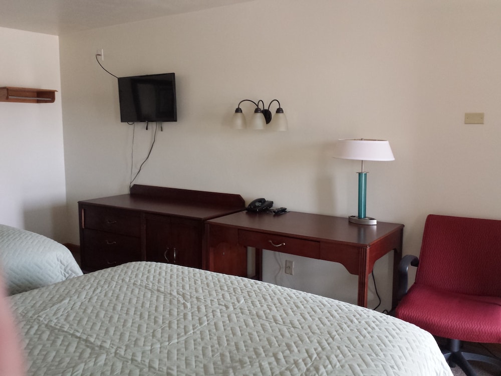 West Plains Motel - photo 13