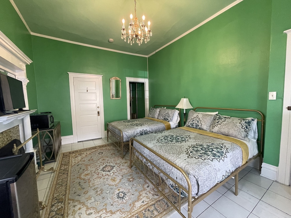 The Holiday Chalet - photo 4