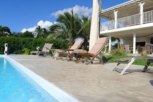 Appartement de charme dans villa avec piscine — 4-Star Luxury Hotel in Saint-Francois, Guadeloupe