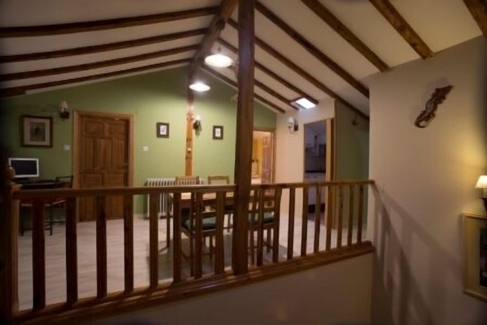 Alojamiento Rural Pueblo de la Ribera — hotel in Penafiel