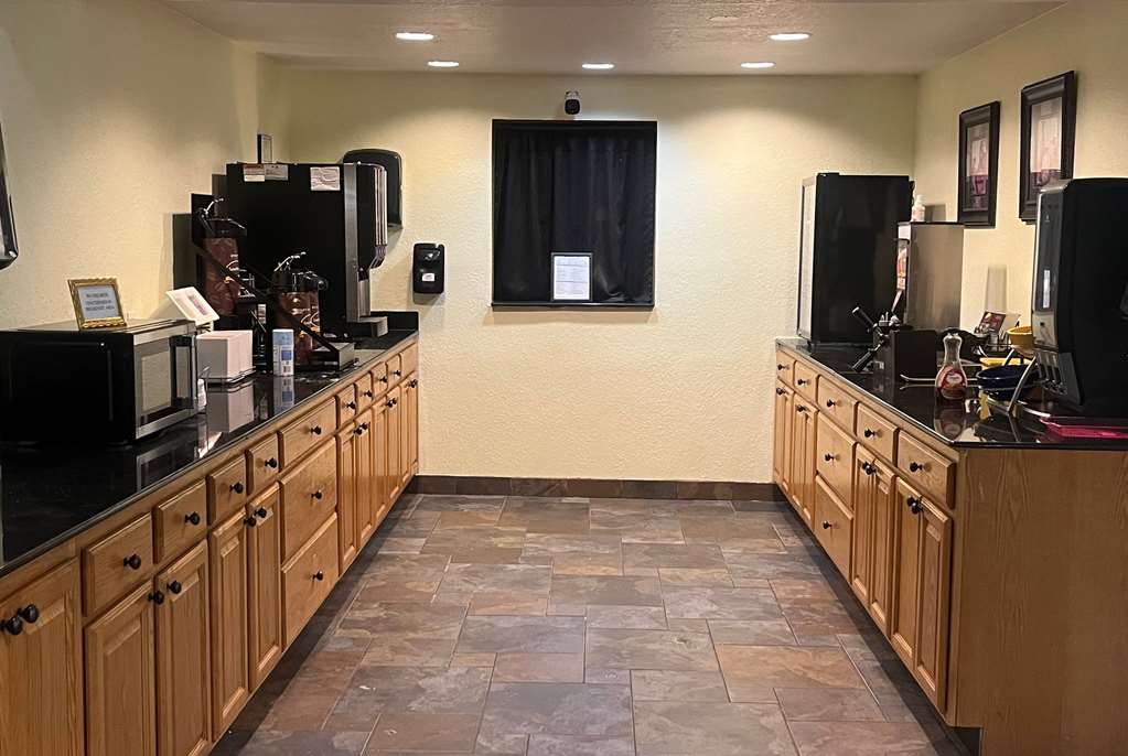 Days Inn by Wyndham Fort Dodge - photo 16