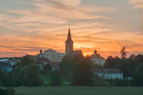 Ferienwohnung Hagner — 4-Star Luxury Hotel in Teisendorf, Germany