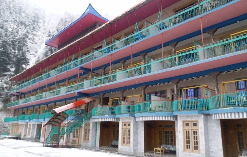 New Honey Moon Hotel in Saidu Sharif, Pakistan