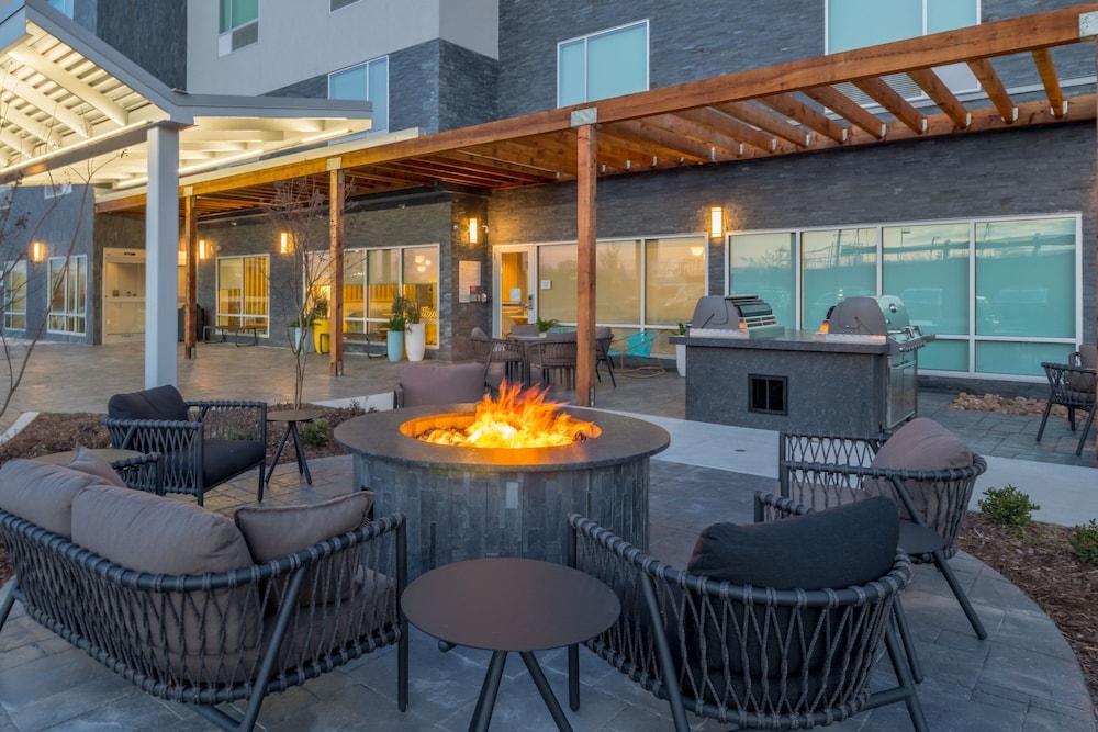 TownePlace Suites by Marriott Dallas Rockwall - photo 33