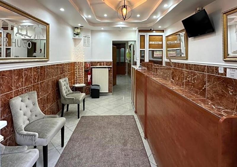 Hôtel Victor Hugo — hotel in Aubervilliers