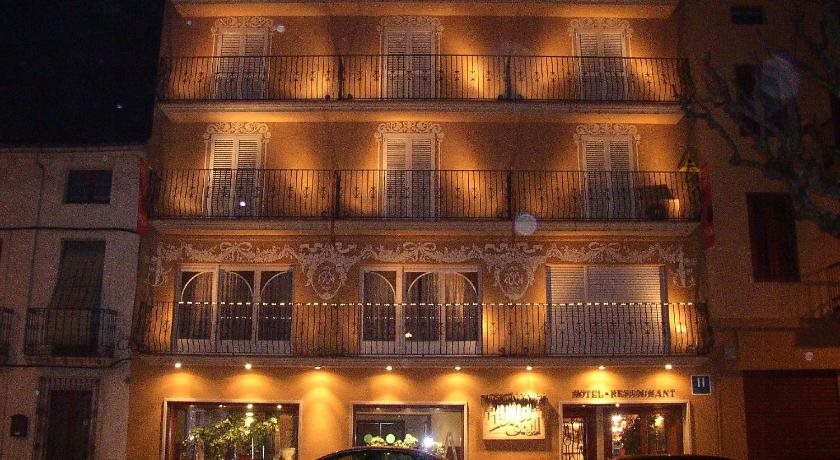 Restaurante Hotel Tall De Conill — Capellades