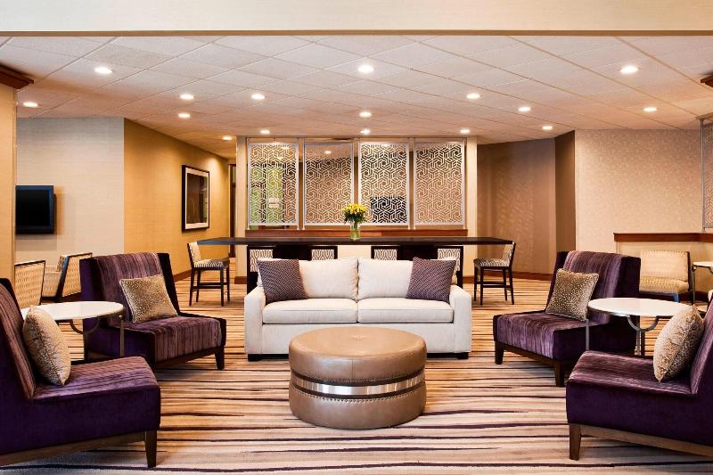 Sheraton Syracuse University Hotel & Conference Center - photo 14