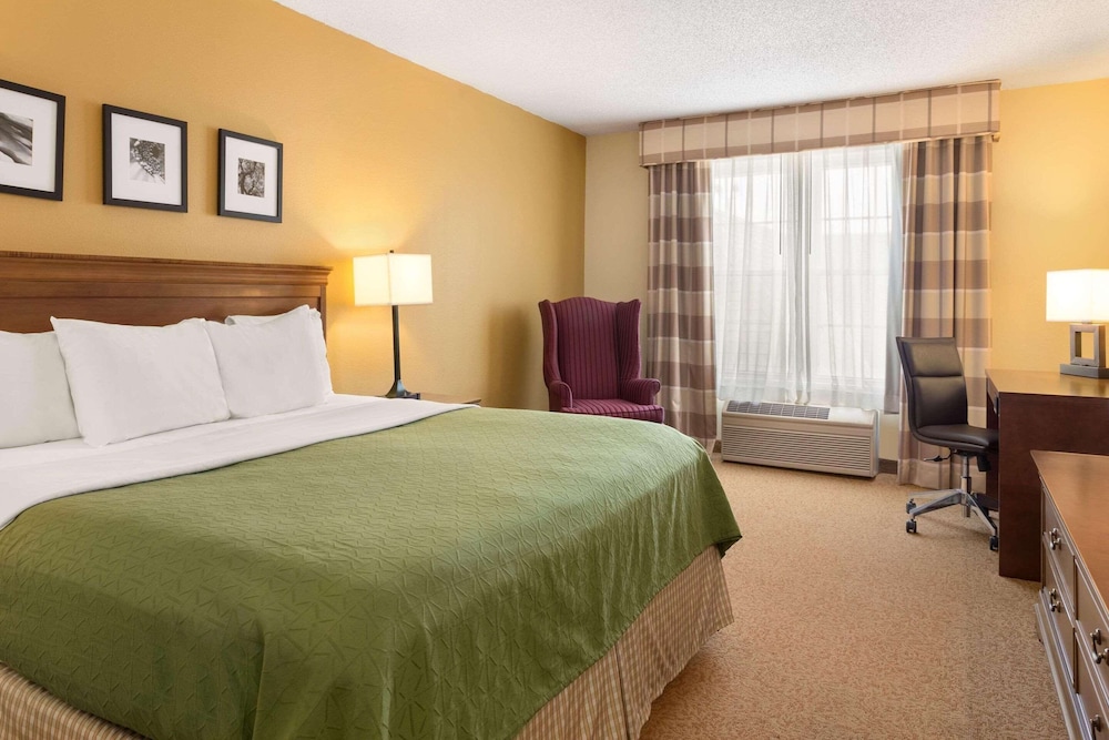Country Inn & Suites by Radisson Salina KS - photo 12