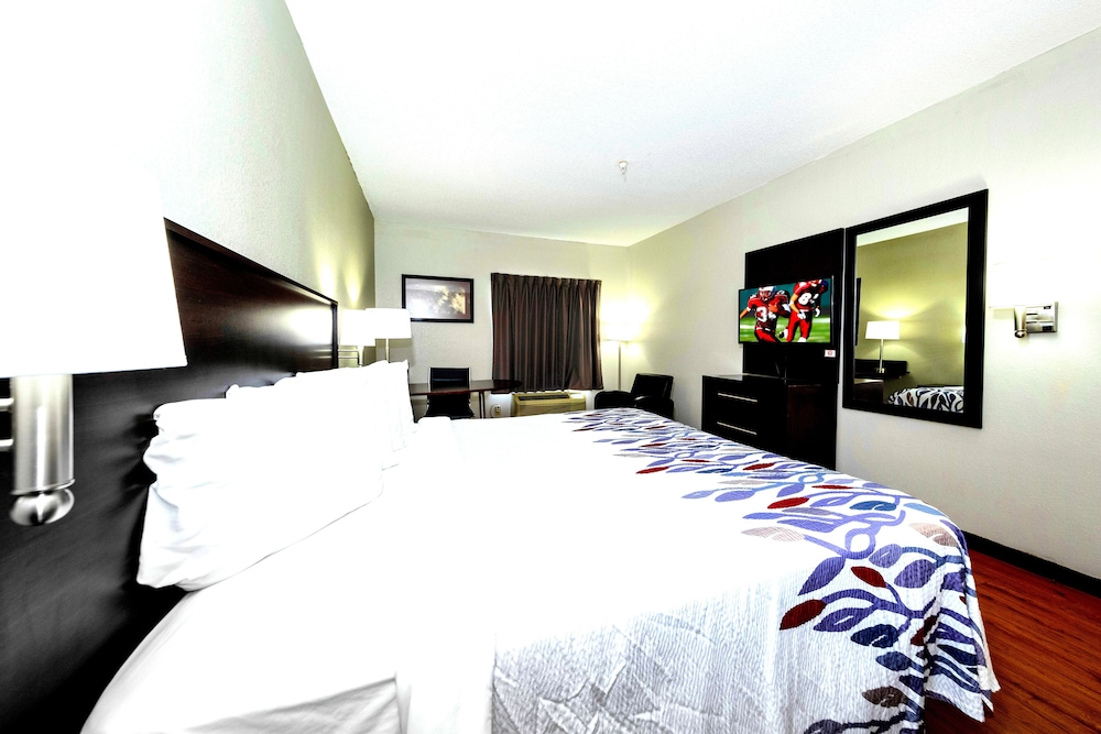 Red Roof Inn Atlanta Southeast Stockbridge - photo 25
