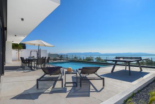 Villa Beata Yourcroatiaholiday — 4-Star Luxury Hotel in Drenje, Croatia