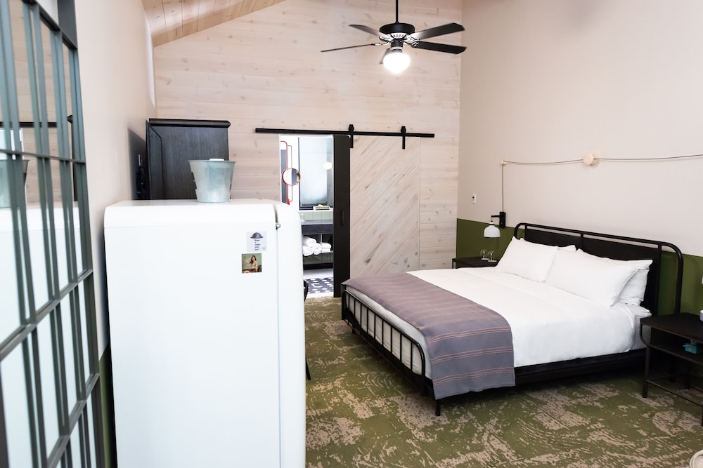 Cotton Court Hotel by Valencia Hotel Collection - photo 9