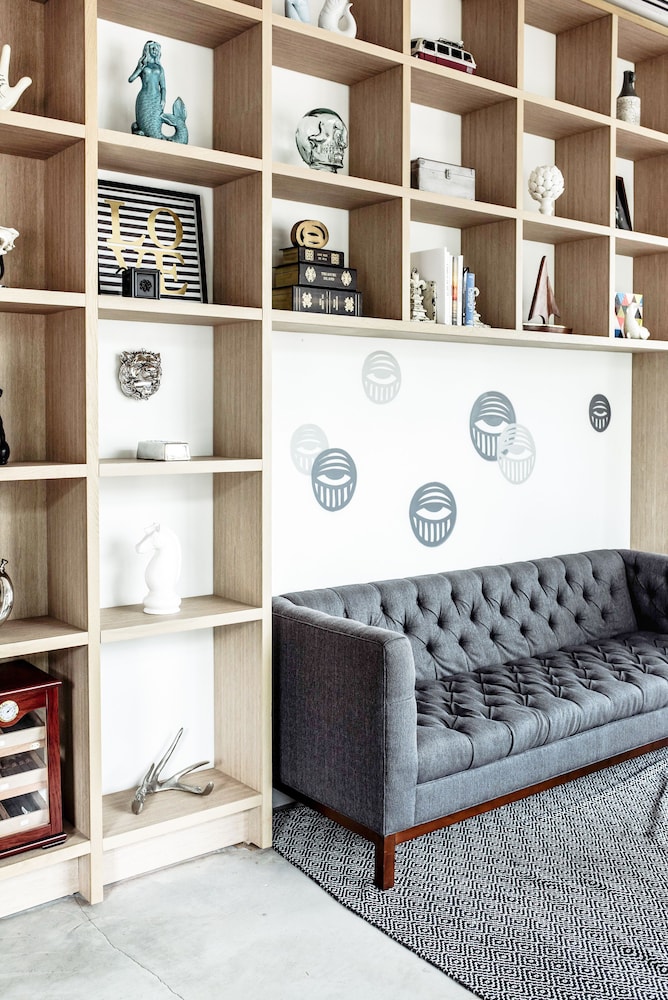 The Meridian Hotel - photo 3