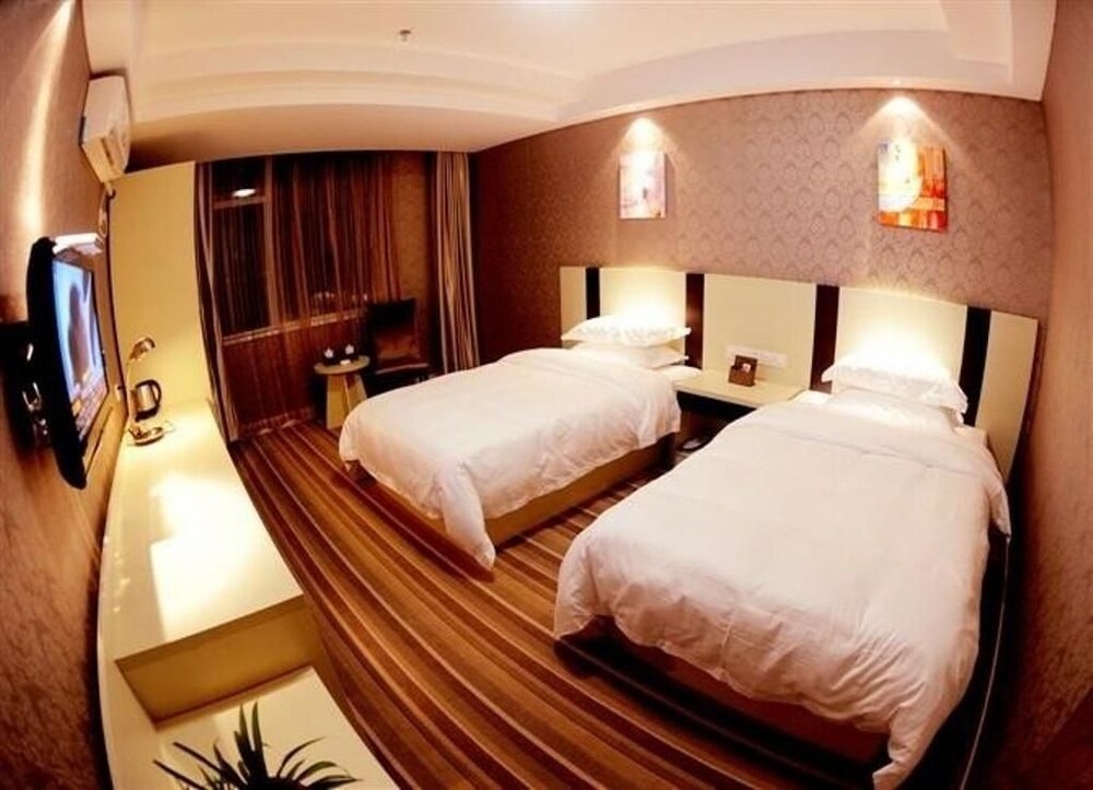 Ronghe Holiday Hotel in Danjiangkou, People's Republic of China