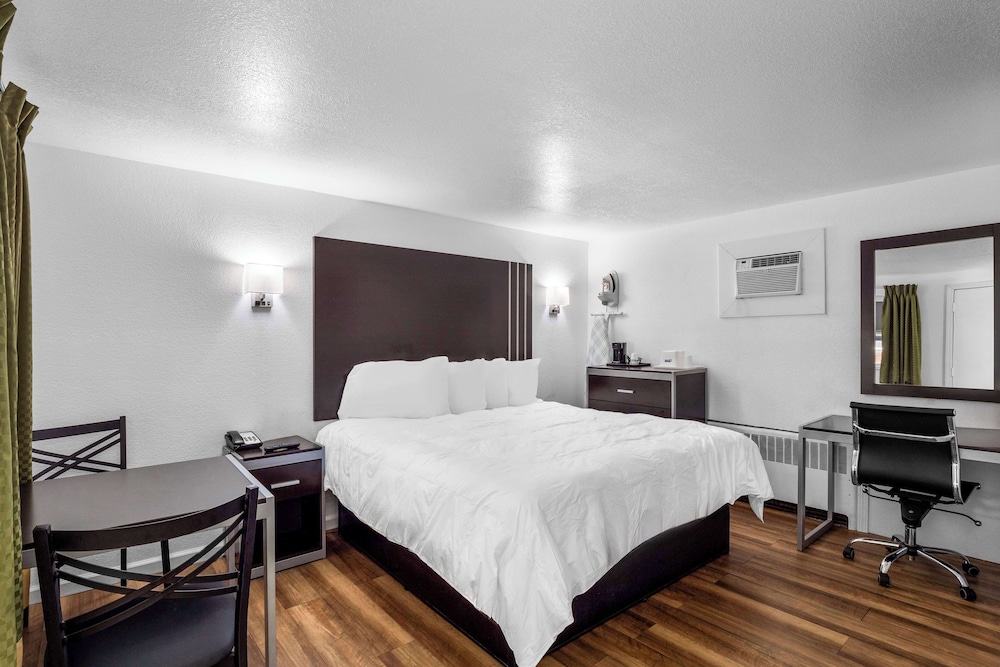 Americas Best Value Inn Jonesville Hillsdale - photo 12