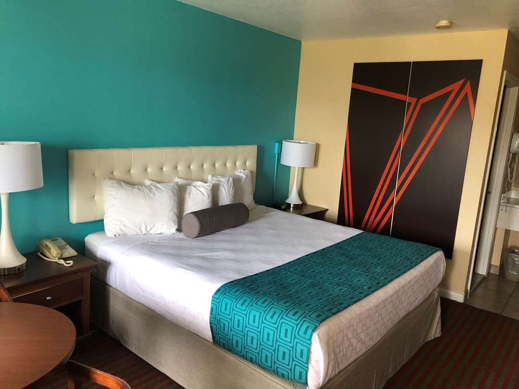 Howard Johnson by Wyndham Hartford South Rocky Hill - photo 16