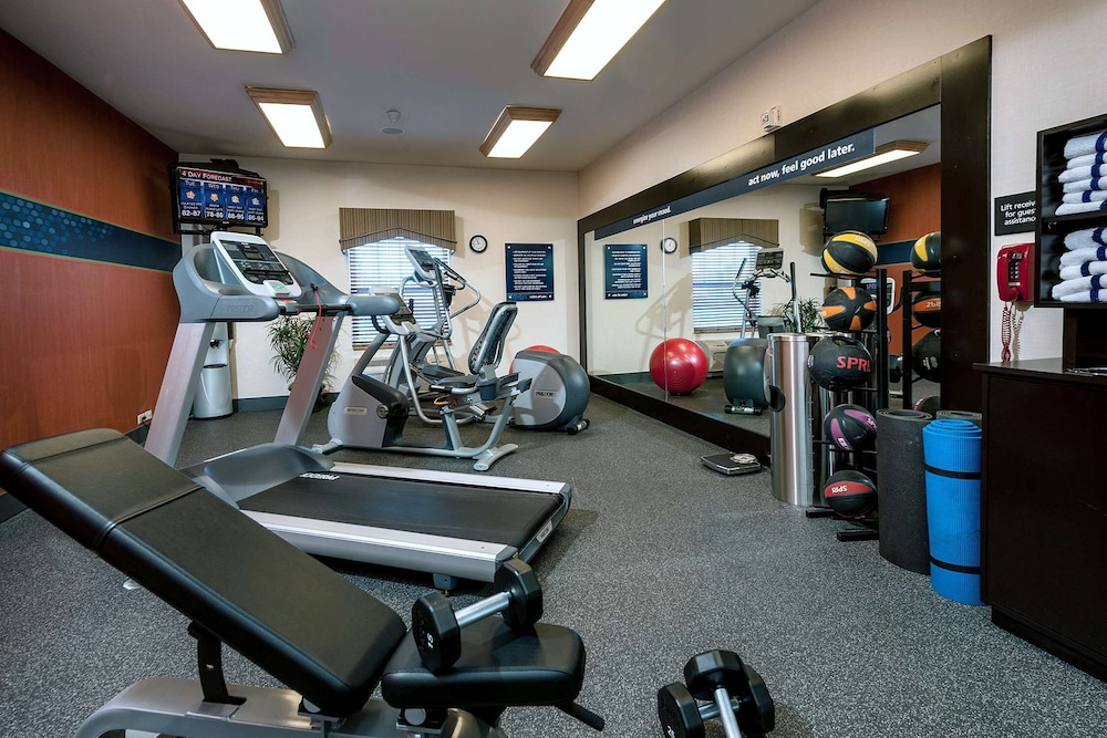 Hampton Inn & Suites Rockland - photo 37