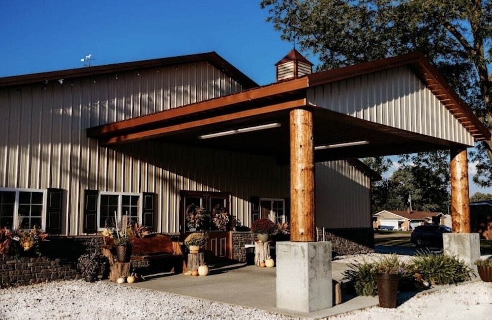 Big Horse Inn and Suites — hotel in Lewistown