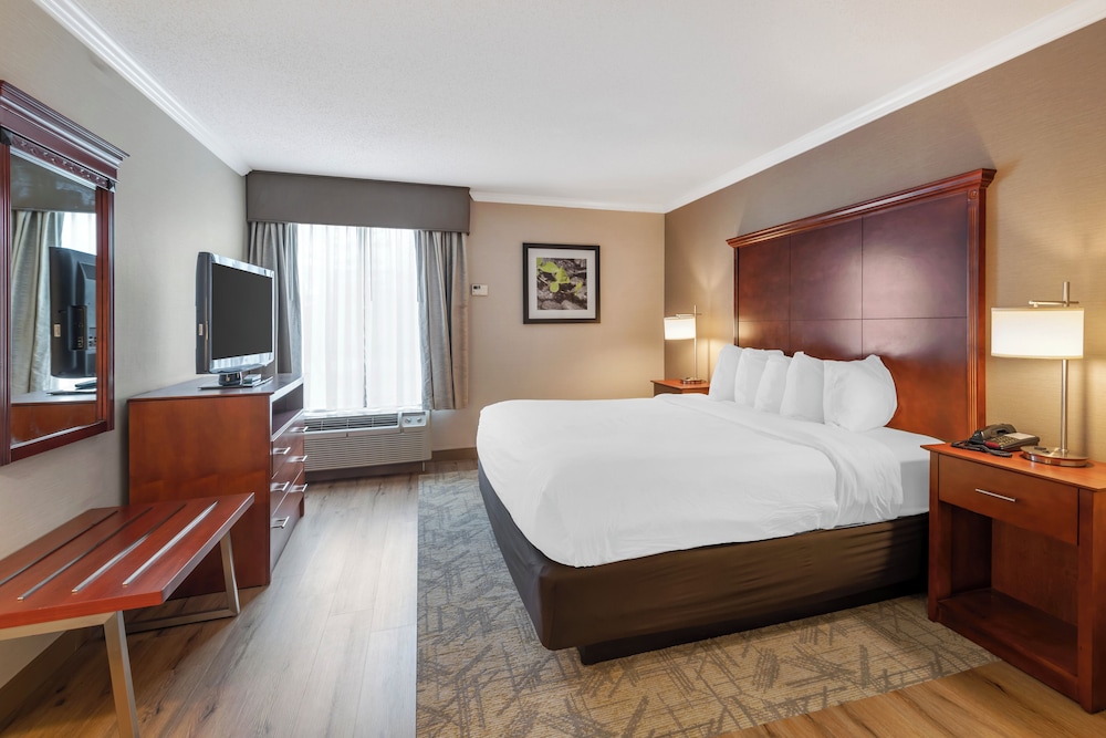 Best Western Liverpool Syracuse Inn & Suites - photo 11