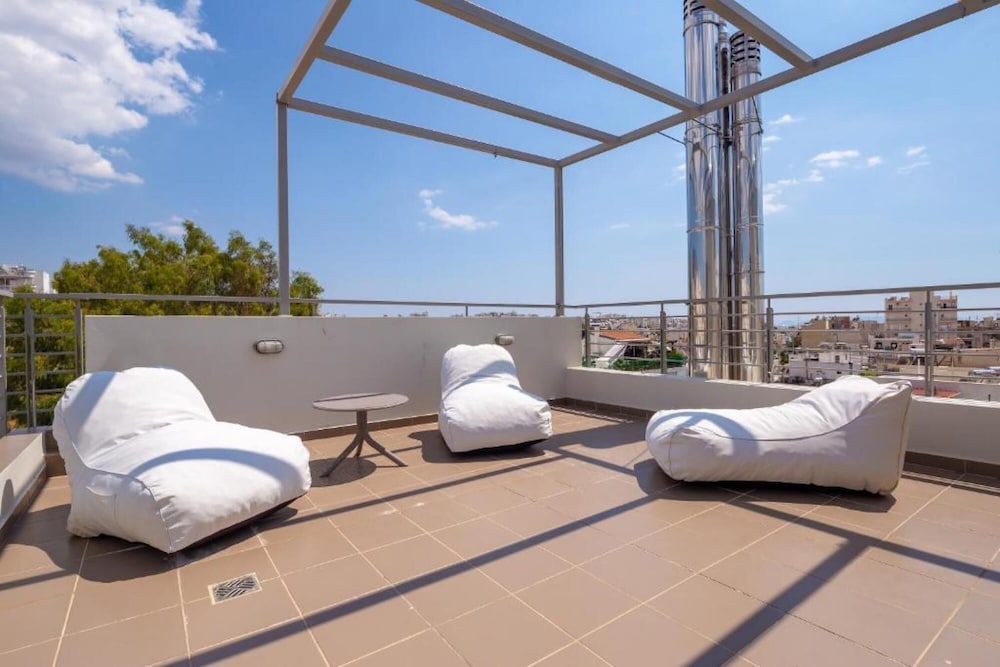 Solon Deluxe City Center Apartment — Agios Dimitrios — photo 5