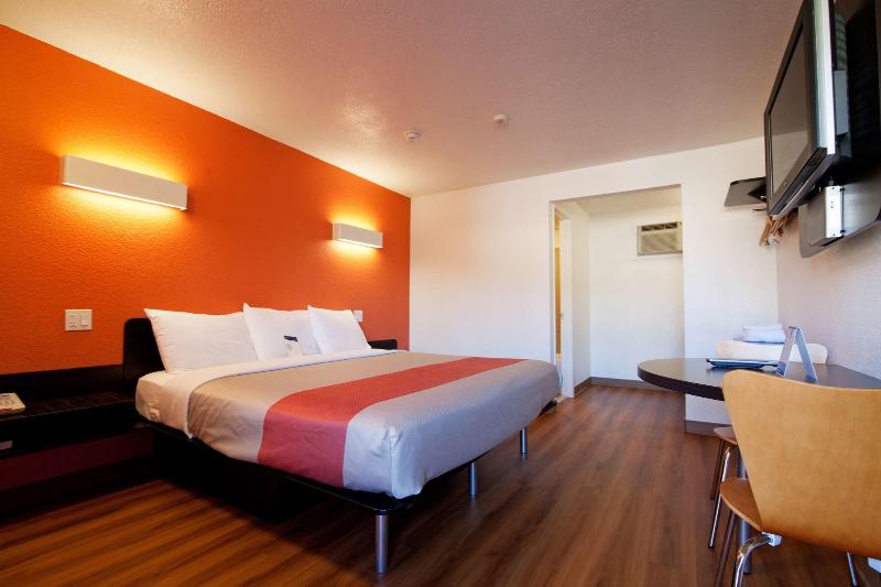 Motel6 Bremerton WA - photo 11
