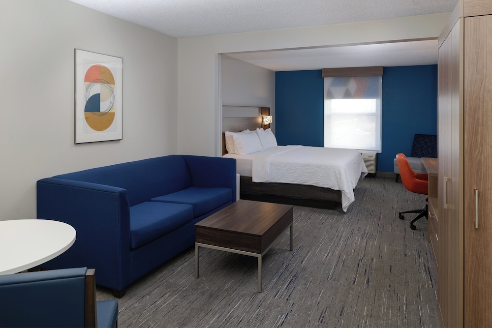 Holiday Inn Express Hotel and Suites Marysville by IHG - photo 8