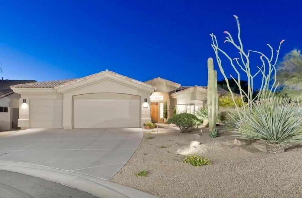 Casa De Luna By Signature Vacation Rentals — 4-Star Luxury Hotel in Scottsdale, United States