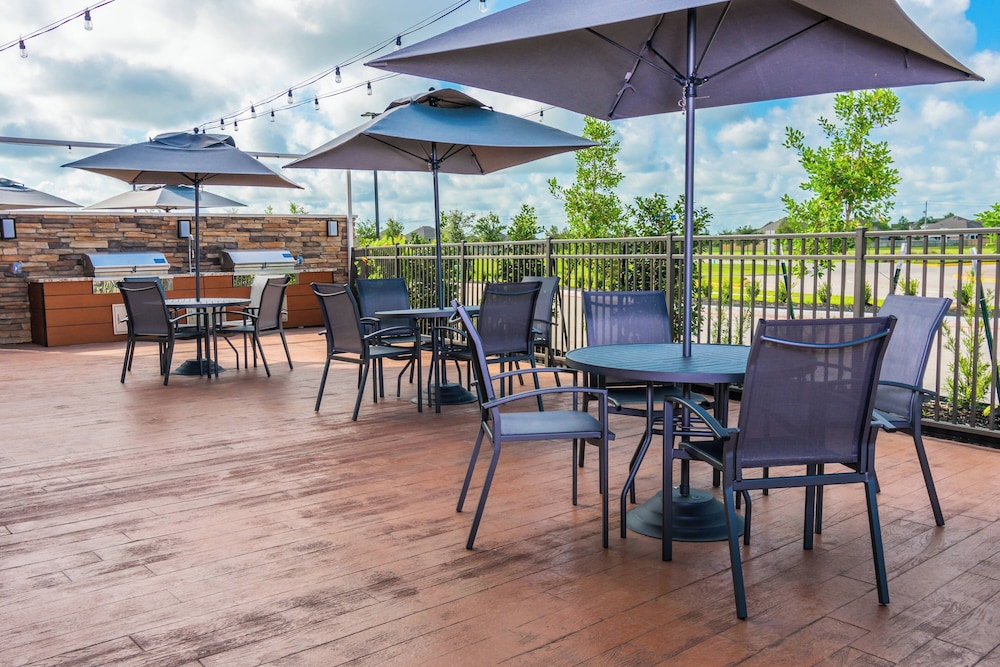 Fairfield by Marriott Inn & Suites Houston League City - photo 36