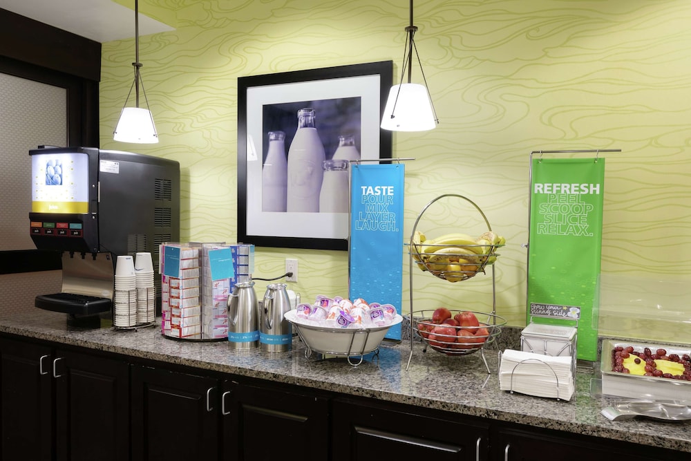 Hampton Inn Houma - photo 33