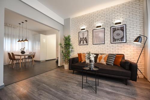 Premium Urban Living Stylish Apartments at Universitate Prime Location — 4-Star Luxury Hotel in Bucharest, Romania