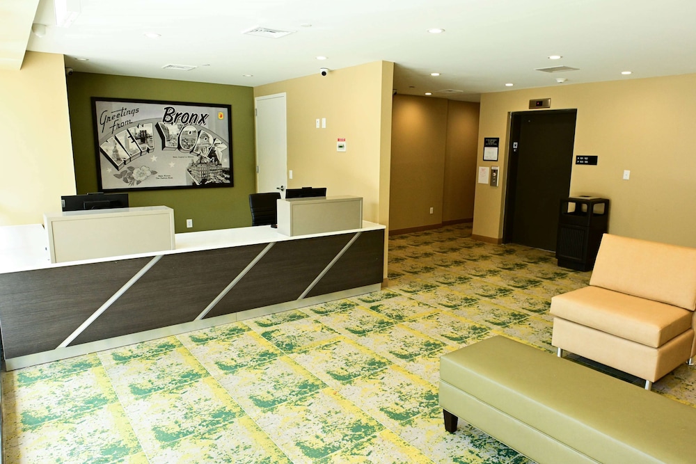 Super 8 by Wyndham Bronx Near Botanical Garden - photo 4
