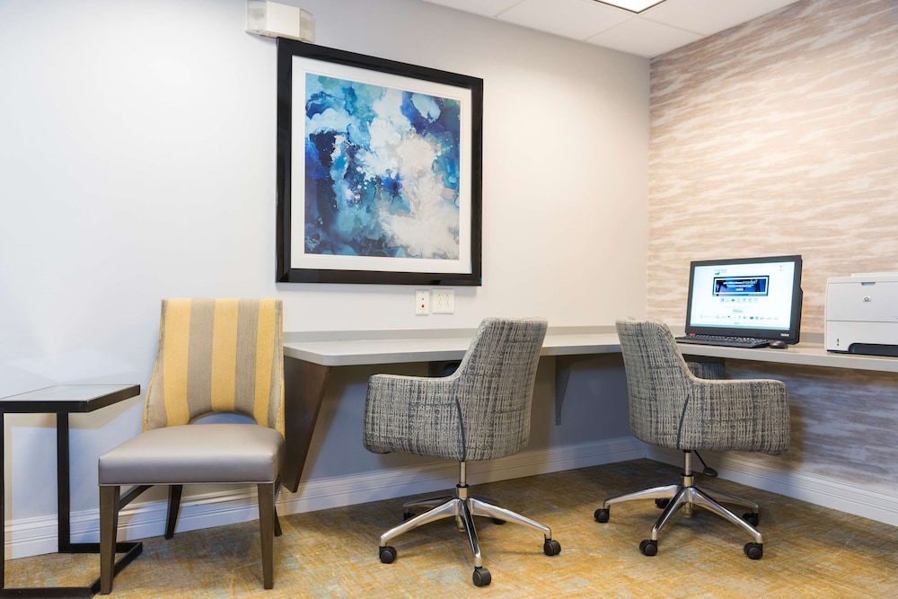 Homewood Suites by Hilton Bloomington - photo 75