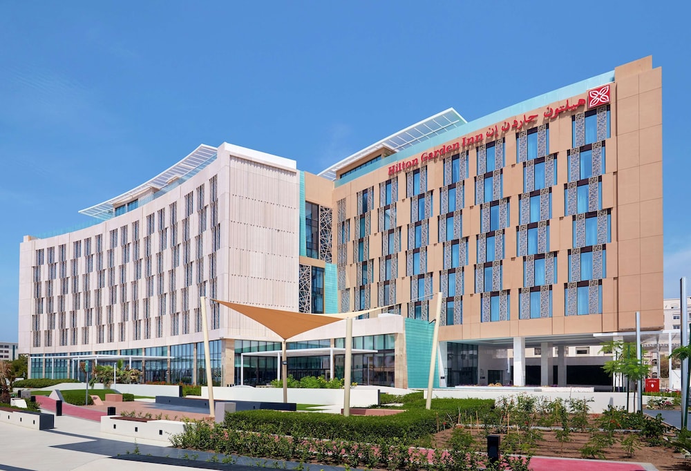 Hilton Garden Inn Muscat Al Khuwair — 4-Star Luxury Hotel in Muscat, Oman