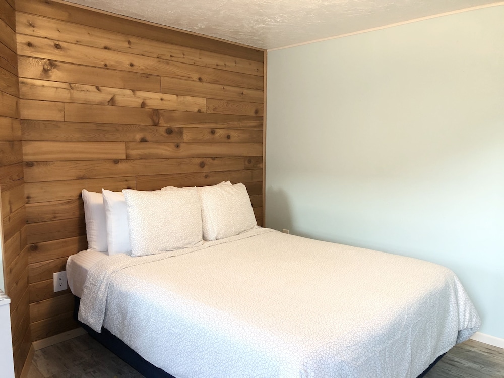 The Anchorage Motel - photo 9