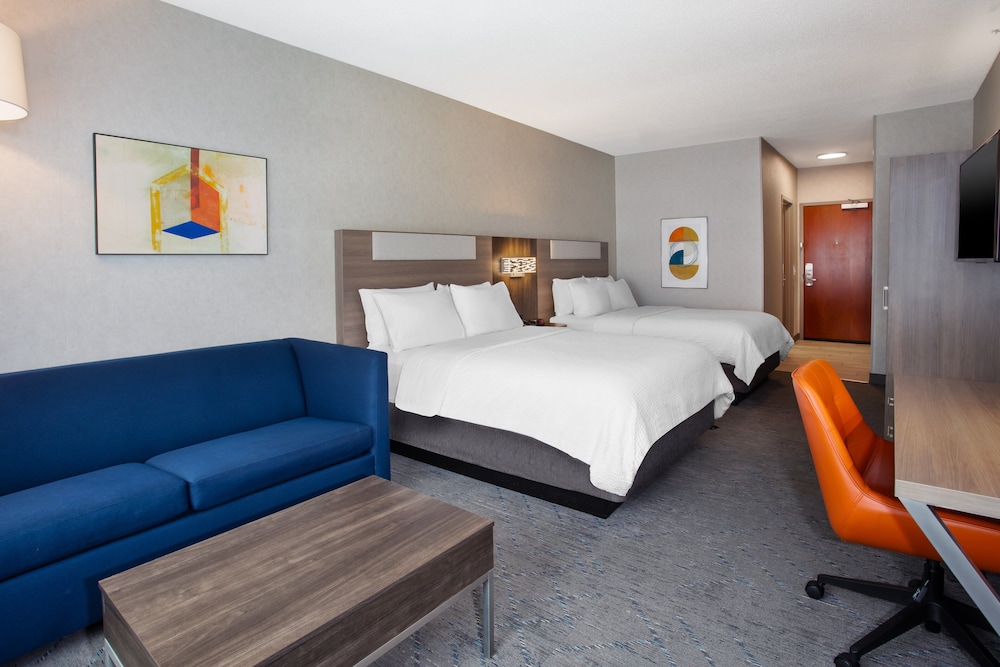 Holiday Inn Express Hotel & Suites Belleville by IHG - photo 32