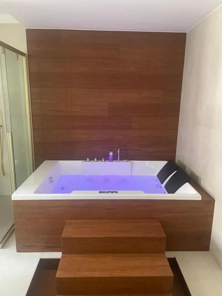 Ellebi Galleria e Dimora D’arte in Cosenza, Italy