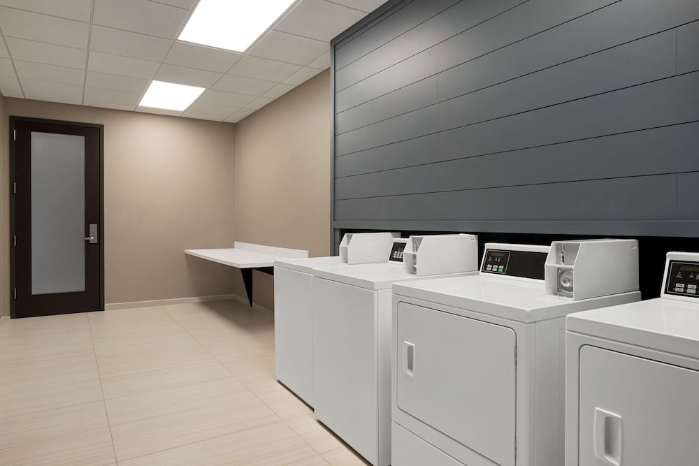 Hampton Inn Indianapolis Downtown IUPUI - photo 21