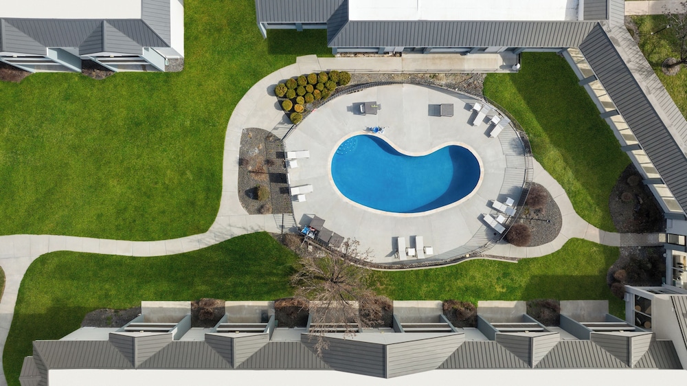 Holiday Inn Ontario by IHG - photo 42