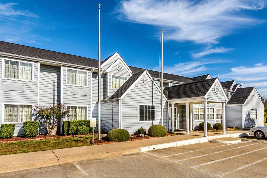 Motel 6 McAlester OK - featured photo