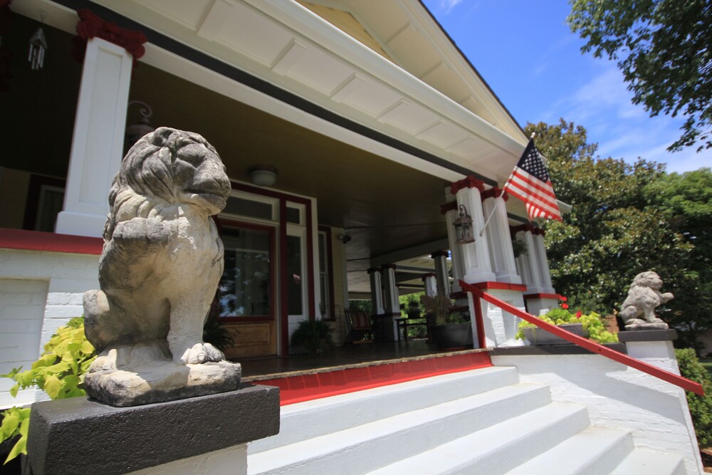 The Inn at Glen Alpine - photo 79