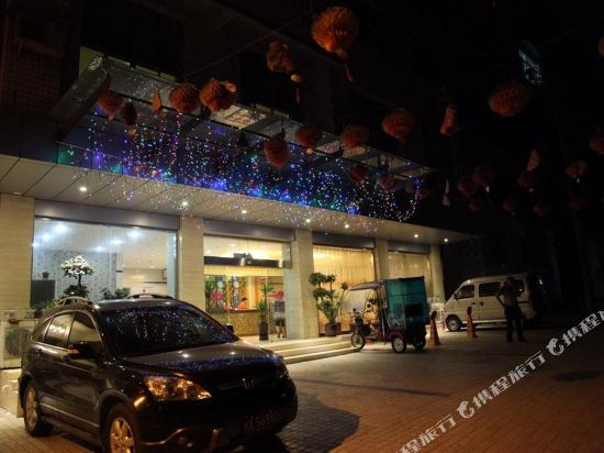 Jinshan Hotel — Shuanghejiedao