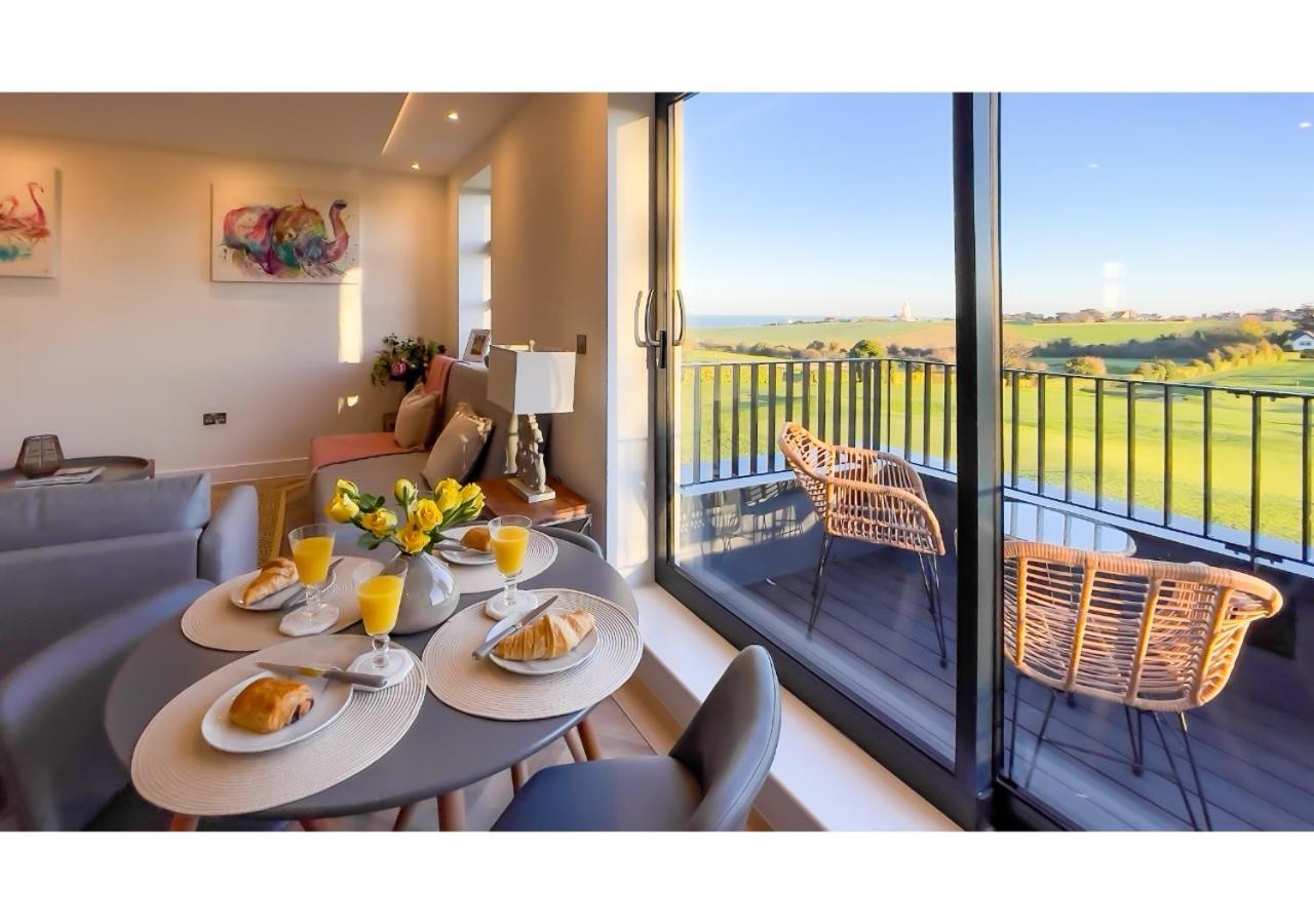 Luxury Ocean & North Foreland Golf View By Adliv — 4-Star Luxury Hotel in Broadstairs, United Kingdom