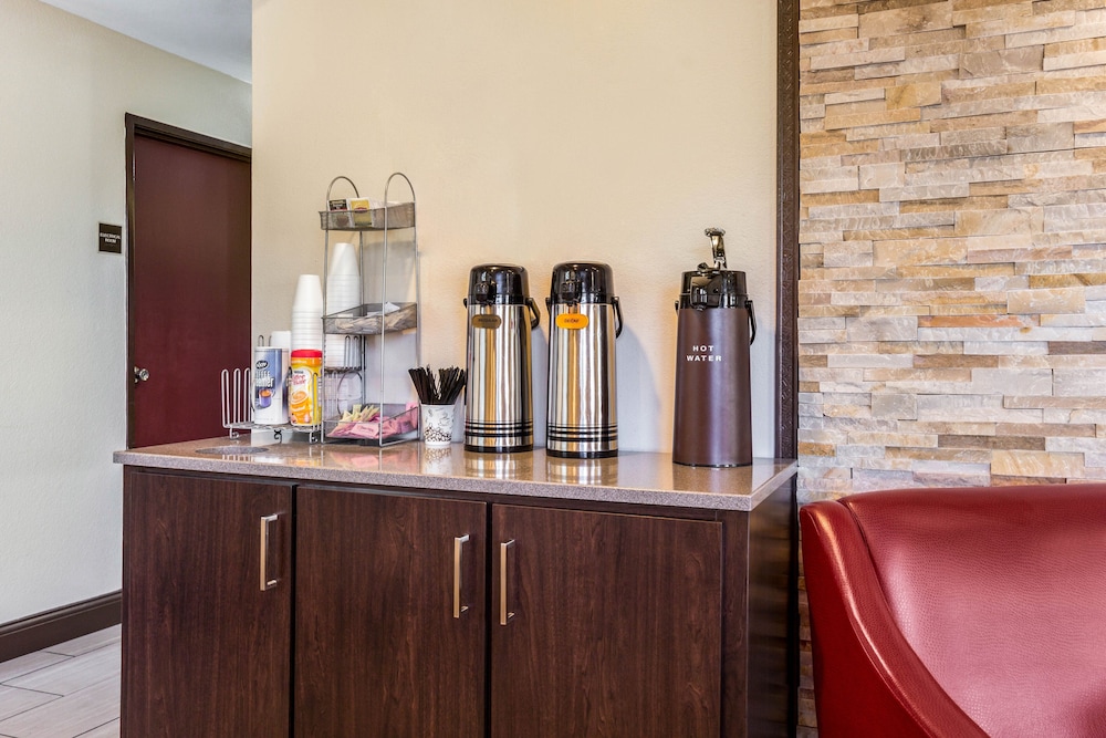 Red Roof Inn Dry Ridge - photo 26