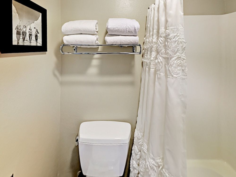 2025 Canyons Resort Drive Condo #S 5 3 Br condo by RedAwning - photo 28
