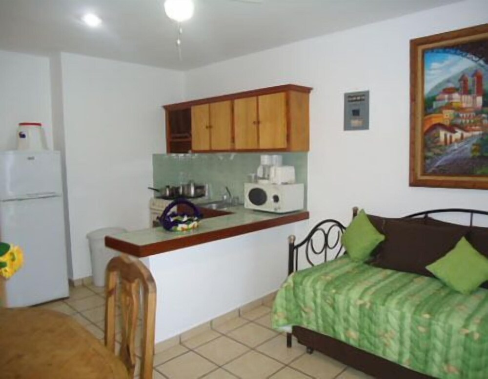 Hotel El Sombrero Suites — Mazatlan
