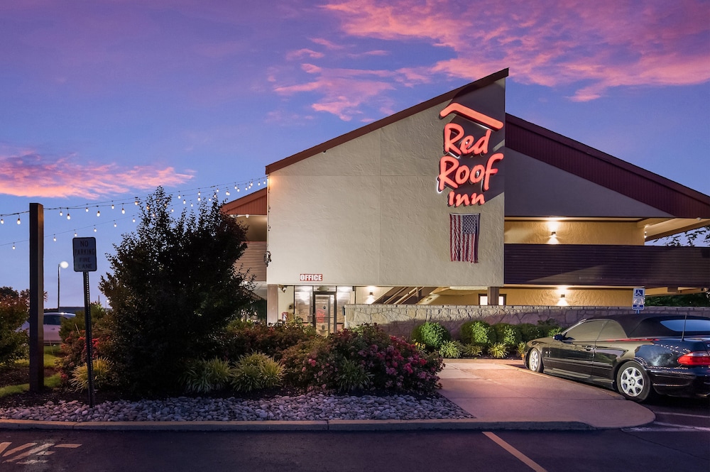 Red Roof Inn Philadelphia Trevose - photo 34